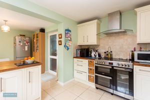 Photo 33- click for photo gallery